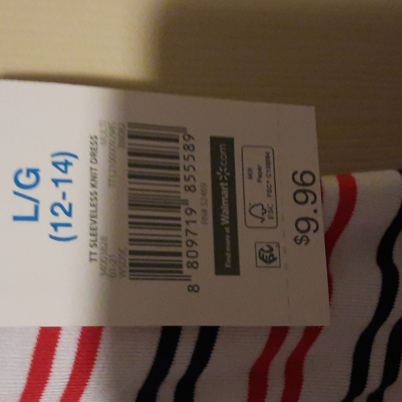 Dress - Picture 2 of 3